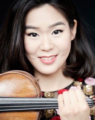Esther Yoo,Violin