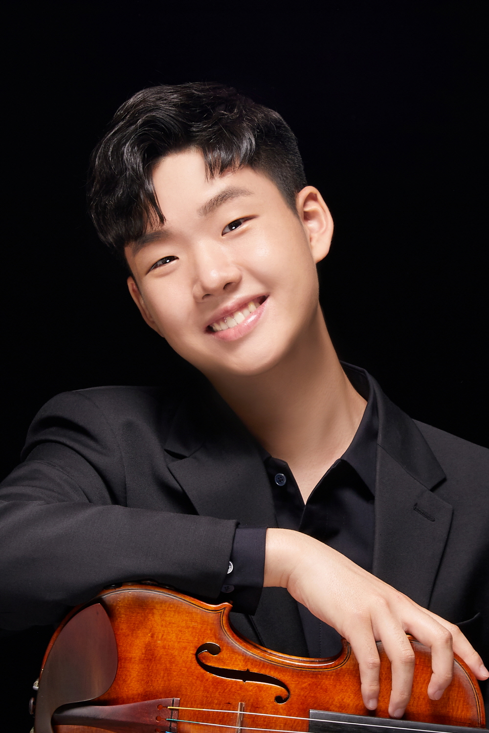 Minbae Gong,Violin